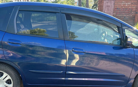 Honda Fit III, 2010 год, 850 000 рублей, 5 фотография