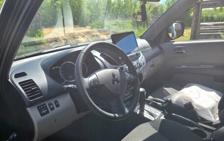 Mitsubishi L200 IV рестайлинг, 2011 год, 1 800 000 рублей, 12 фотография