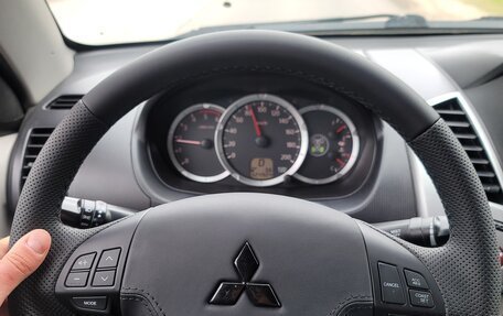 Mitsubishi L200 IV рестайлинг, 2011 год, 1 800 000 рублей, 14 фотография