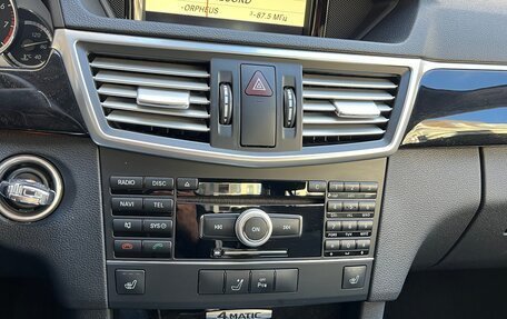 Mercedes-Benz E-Класс, 2011 год, 1 550 000 рублей, 13 фотография