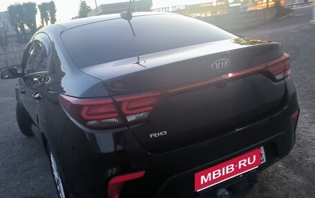 KIA Rio IV, 2020 год, 1 600 000 рублей, 3 фотография