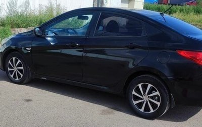 Hyundai Solaris II рестайлинг, 2013 год, 650 000 рублей, 1 фотография