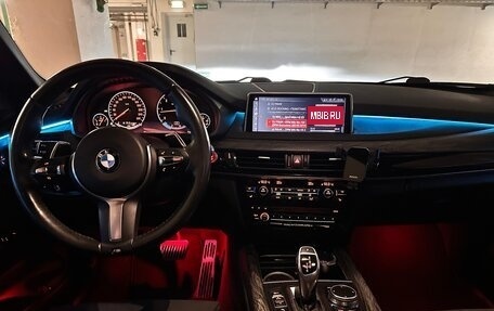BMW X5, 2018 год, 5 800 000 рублей, 11 фотография