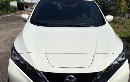 Nissan Leaf II, 2021 год, 2 250 000 рублей, 2 фотография