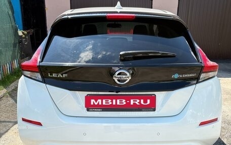 Nissan Leaf II, 2021 год, 2 250 000 рублей, 4 фотография