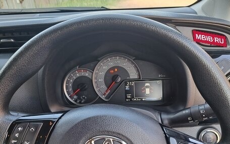 Toyota Vitz, 2019 год, 1 090 000 рублей, 2 фотография