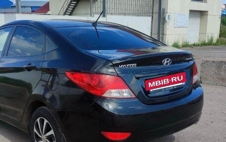 Hyundai Solaris II рестайлинг, 2013 год, 650 000 рублей, 3 фотография
