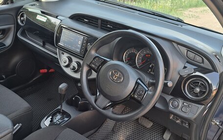 Toyota Vitz, 2019 год, 1 090 000 рублей, 4 фотография