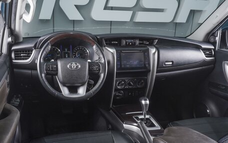 Toyota Fortuner II, 2018 год, 3 250 000 рублей, 6 фотография