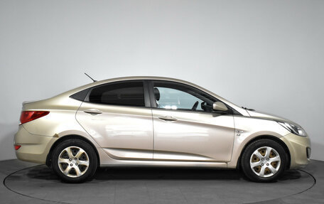Hyundai Solaris II рестайлинг, 2013 год, 479 000 рублей, 4 фотография