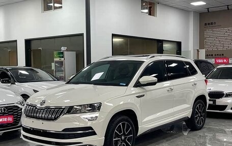 Skoda Karoq I, 2021 год, 2 050 000 рублей, 1 фотография
