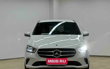 Mercedes-Benz B-Класс, 2022 год, 1 679 960 рублей, 2 фотография