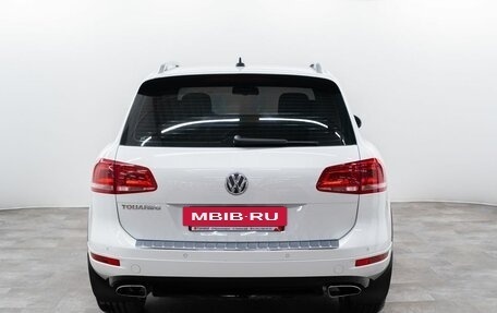 Volkswagen Touareg III, 2012 год, 2 120 000 рублей, 5 фотография
