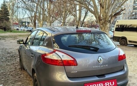 Renault Megane III, 2013 год, 690 000 рублей, 2 фотография