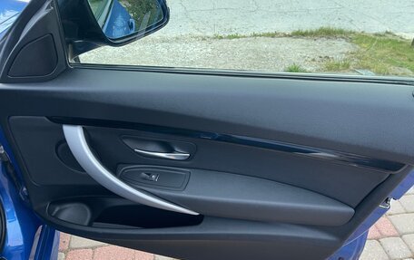 BMW 3 серия, 2019 год, 2 970 000 рублей, 21 фотография