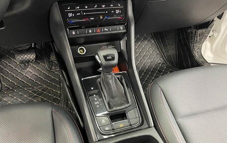 Skoda Karoq I, 2021 год, 2 050 000 рублей, 14 фотография