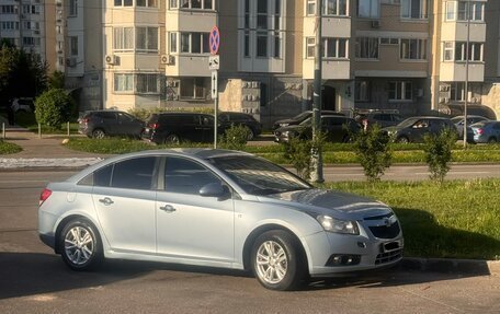 Chevrolet Cruze II, 2009 год, 475 000 рублей, 2 фотография
