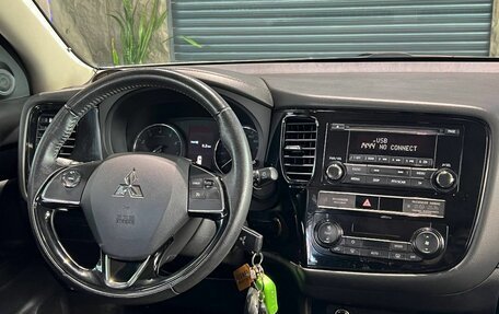 Mitsubishi Outlander III рестайлинг 3, 2018 год, 1 770 000 рублей, 21 фотография