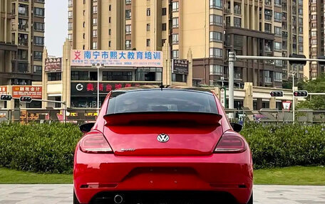 Volkswagen Beetle, 2018 год, 1 235 000 рублей, 6 фотография