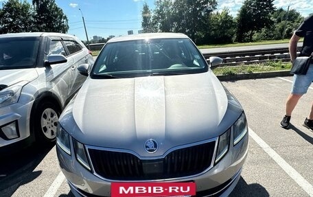 Skoda Octavia, 2018 год, 1 399 000 рублей, 2 фотография