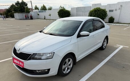 Skoda Rapid I, 2018 год, 1 330 000 рублей, 8 фотография