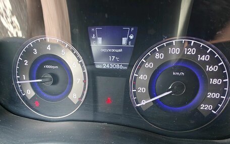 Hyundai Solaris II рестайлинг, 2012 год, 599 000 рублей, 7 фотография