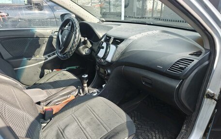 Hyundai Solaris II рестайлинг, 2012 год, 599 000 рублей, 3 фотография