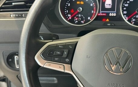 Volkswagen Tiguan II, 2021 год, 2 555 000 рублей, 20 фотография