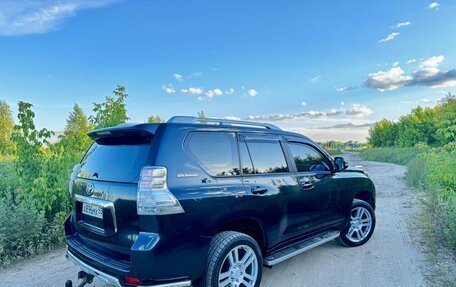 Toyota Land Cruiser Prado 150 рестайлинг 2, 2011 год, 3 700 000 рублей, 3 фотография