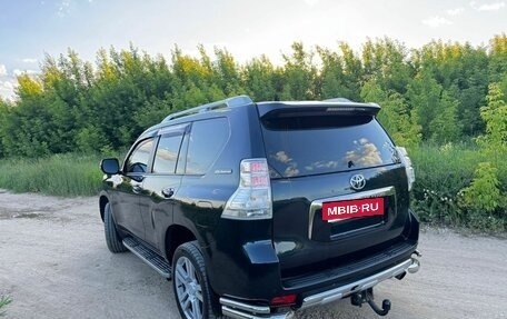 Toyota Land Cruiser Prado 150 рестайлинг 2, 2011 год, 3 700 000 рублей, 2 фотография
