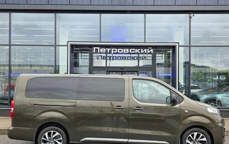 Peugeot Traveller I, 2018 год, 2 850 000 рублей, 5 фотография
