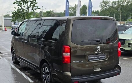 Peugeot Traveller I, 2018 год, 2 850 000 рублей, 9 фотография