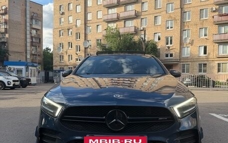 Mercedes-Benz A-Класс AMG, 2019 год, 3 450 000 рублей, 2 фотография