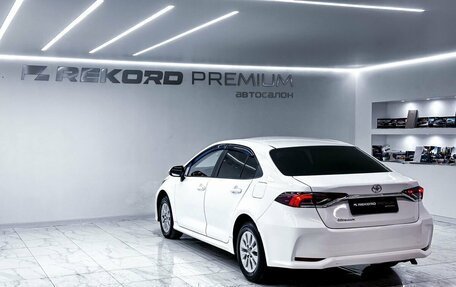 Toyota Corolla, 2022 год, 2 000 000 рублей, 23 фотография
