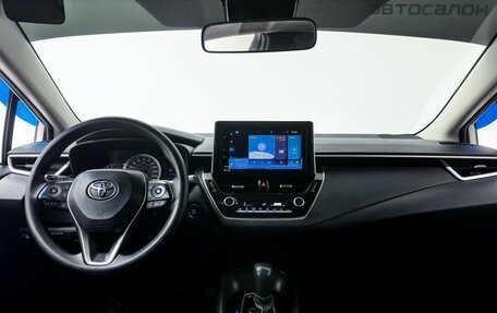 Toyota Corolla, 2022 год, 2 000 000 рублей, 21 фотография
