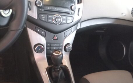 Chevrolet Cruze II, 2013 год, 790 000 рублей, 8 фотография