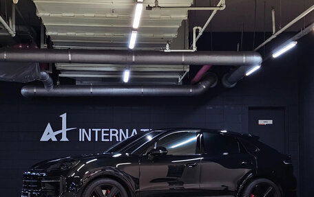 Porsche Cayenne III, 2025 год, 18 000 000 рублей, 3 фотография