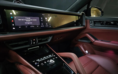 Porsche Cayenne III, 2025 год, 18 000 000 рублей, 19 фотография