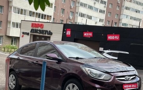 Hyundai Solaris II рестайлинг, 2011 год, 559 000 рублей, 6 фотография