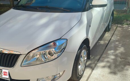 Skoda Fabia II, 2012 год, 685 000 рублей, 2 фотография