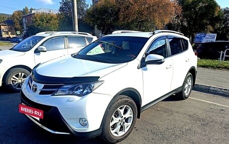 Toyota RAV4, 2013 год, 1 850 000 рублей, 3 фотография