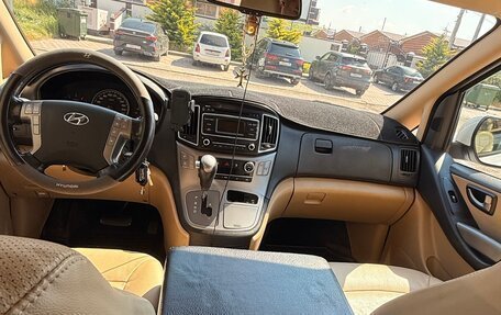 Hyundai H-1 II рестайлинг, 2021 год, 3 300 000 рублей, 10 фотография
