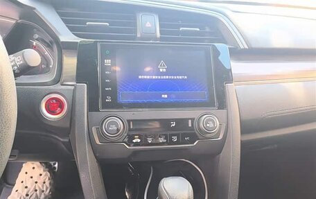Honda Civic, 2021 год, 1 255 000 рублей, 10 фотография