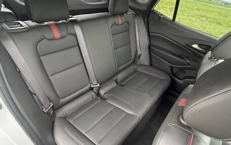 Chevrolet Trax, 2023 год, 1 820 000 рублей, 6 фотография