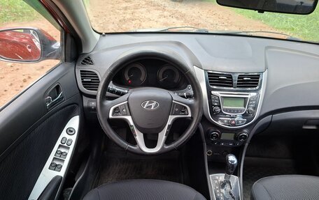 Hyundai Solaris II рестайлинг, 2011 год, 670 000 рублей, 8 фотография
