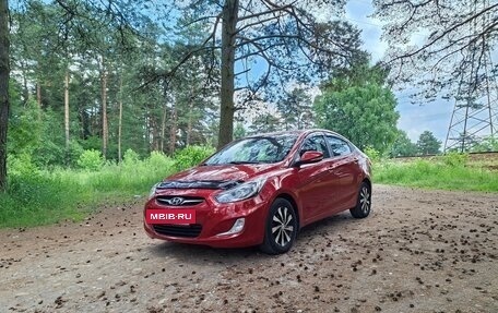 Hyundai Solaris II рестайлинг, 2011 год, 670 000 рублей, 3 фотография