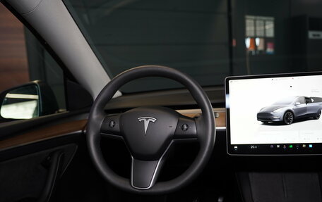 Tesla Model Y I, 2022 год, 4 500 000 рублей, 18 фотография