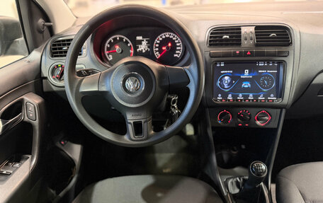 Volkswagen Polo VI (EU Market), 2015 год, 949 000 рублей, 12 фотография
