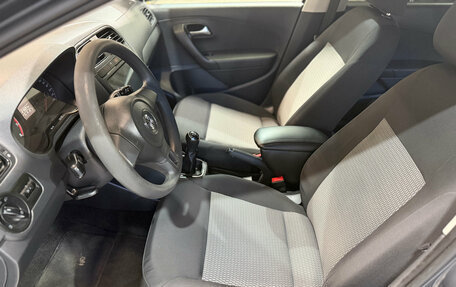 Volkswagen Polo VI (EU Market), 2015 год, 949 000 рублей, 11 фотография