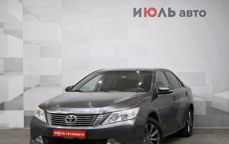 Toyota Camry, 2012 год, 1 665 000 рублей, 2 фотография